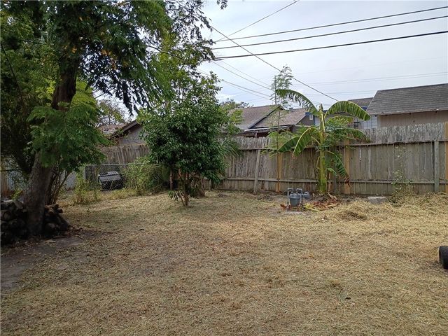 2141 Karen Dr, Corpus Christi, TX 78416