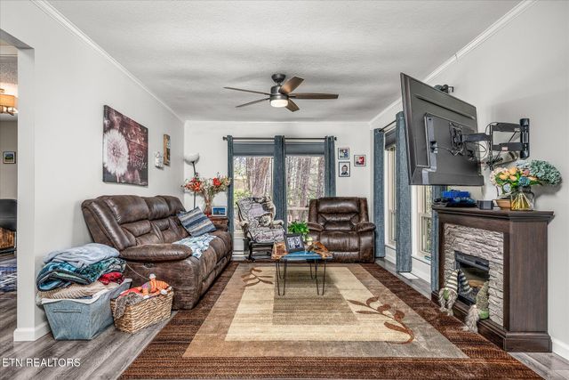 114 Lakeshire Drive, Crossville, TN 38558