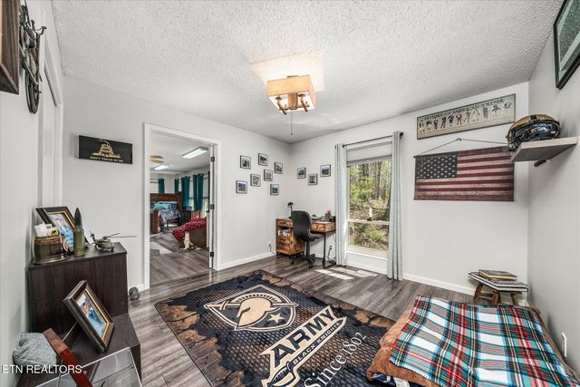 114 Lakeshire Drive, Crossville, TN 38558