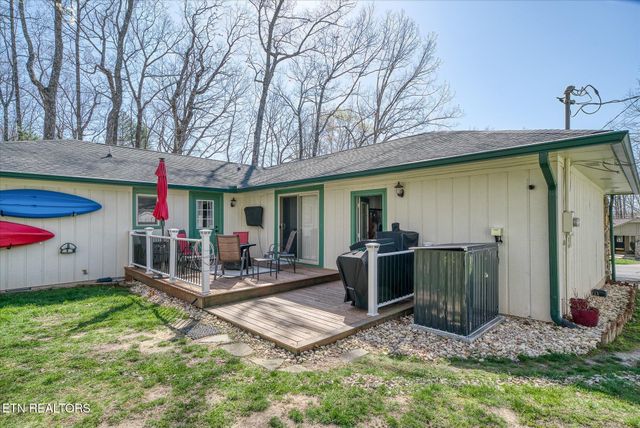 114 Lakeshire Drive, Crossville, TN 38558
