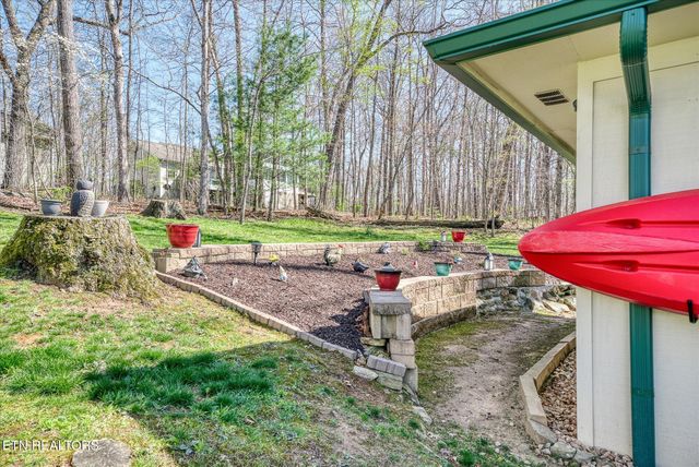 114 Lakeshire Drive, Crossville, TN 38558