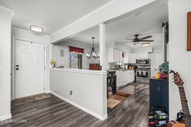 114 Lakeshire Drive, Crossville, TN 38558
