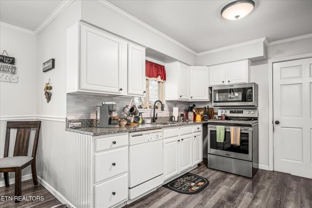 114 Lakeshire Drive, Crossville, TN 38558