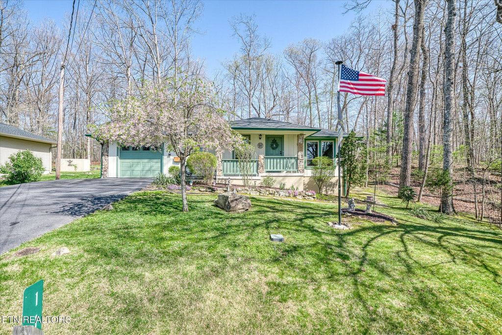 114 Lakeshire Drive, Crossville, TN 38558