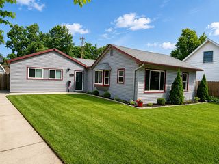 36852 Chase Street, Romulus, MI 48174