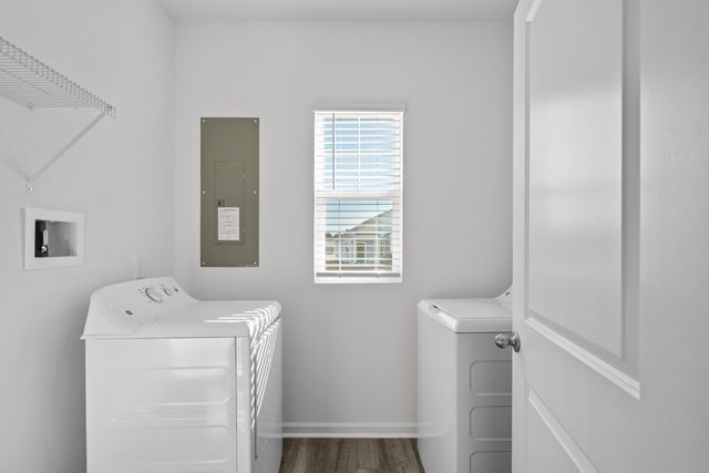 720 Huelva St, Loris, SC 29569