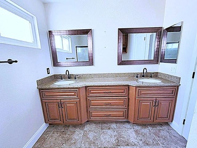 27835 BERWICK 38, Mission Viejo, CA 92691