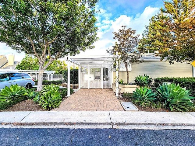 27835 BERWICK 38, Mission Viejo, CA 92691