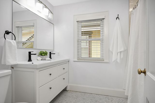 5200 York Avenue S, Minneapolis, MN 55410