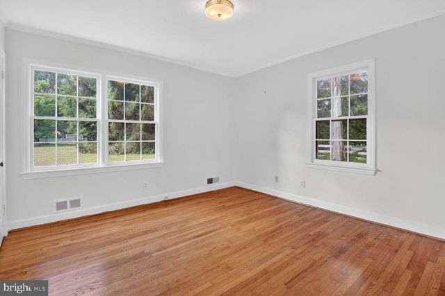 9107 RIVER RD, Potomac, MD 20854