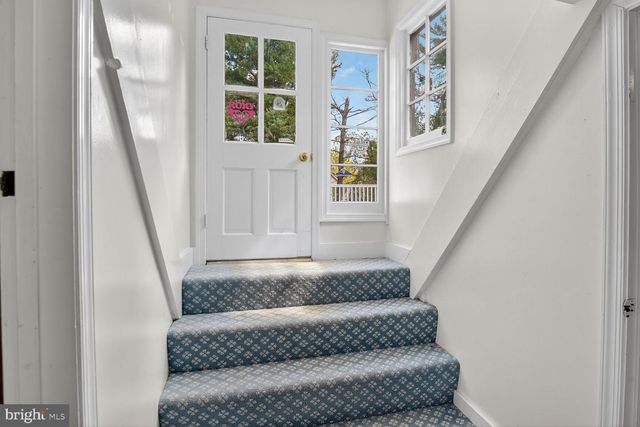 9107 RIVER RD, Potomac, MD 20854