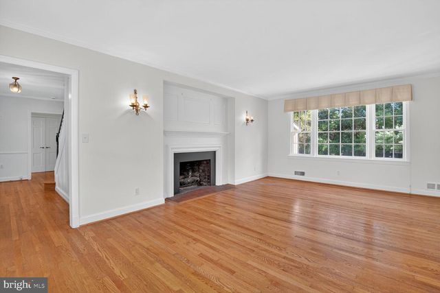 9107 RIVER RD, Potomac, MD 20854