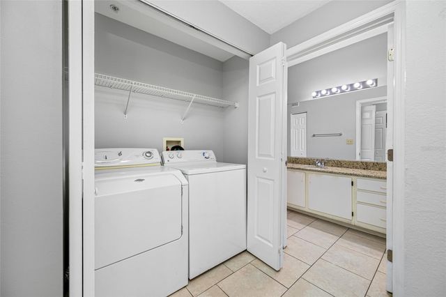 5612 PINNACLE HEIGHTS CIRCLE 206, Tampa, FL 33624