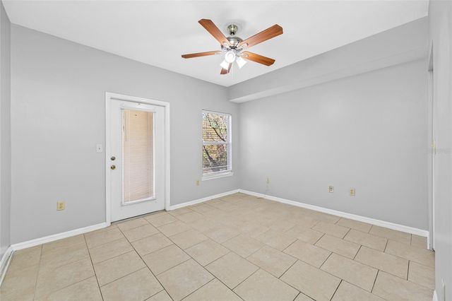 5612 PINNACLE HEIGHTS CIRCLE 206, Tampa, FL 33624