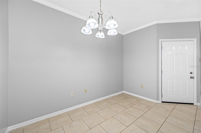 5612 PINNACLE HEIGHTS CIRCLE 206, Tampa, FL 33624