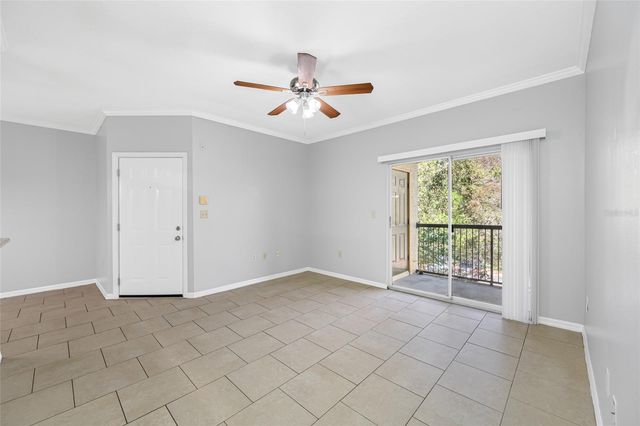 5612 PINNACLE HEIGHTS CIRCLE 206, Tampa, FL 33624