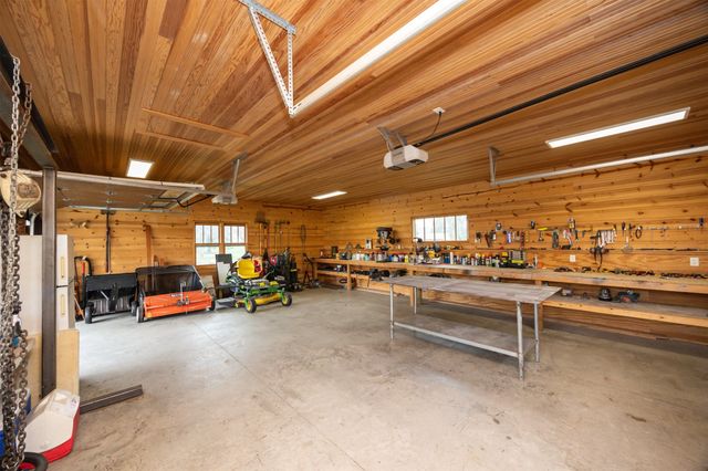 2811 NE 96th Avenue, Ankeny, IA 50021