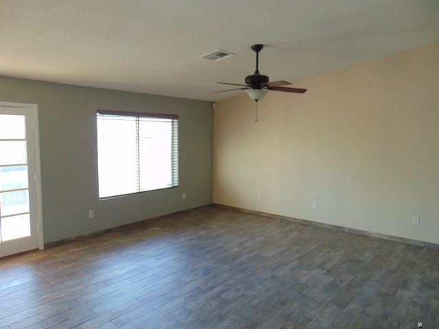 6274 E 43 St, Yuma, AZ 85365
