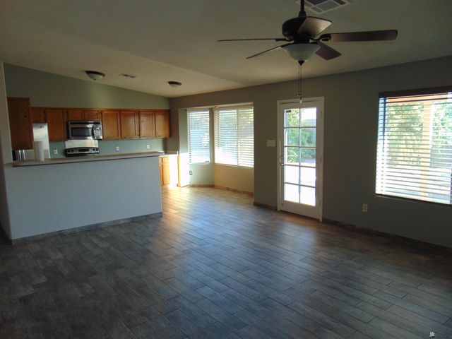 6274 E 43 St, Yuma, AZ 85365