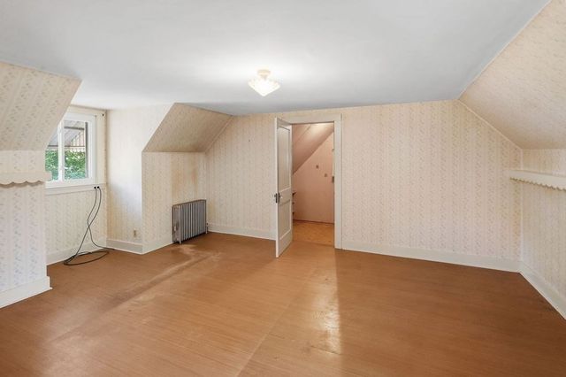 24 Litchfield Avenue, Southbridge, MA 01550