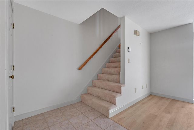 135 W Main Street APT 7, Hyannis, MA 02601