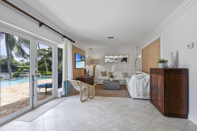 1925 Coral Gardens Drive, Wilton Manors, FL 33306