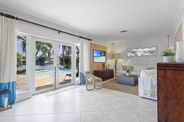 1925 Coral Gardens Drive, Wilton Manors, FL 33306