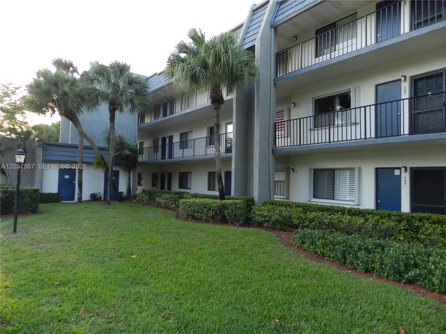 4832 Esedra Ct 208, Lake Worth, FL 33467