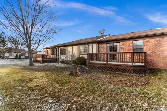 5442 Stanford Court, Warren, MI 48091