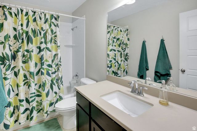 892 S HONEYSUCKLE WAY, Fruit Heights, UT 84037