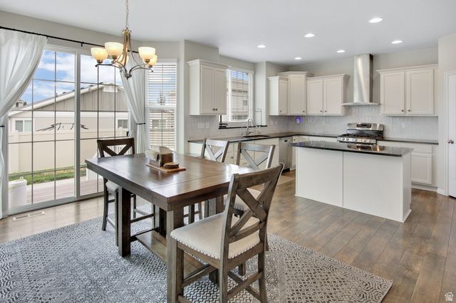 892 S HONEYSUCKLE WAY, Fruit Heights, UT 84037