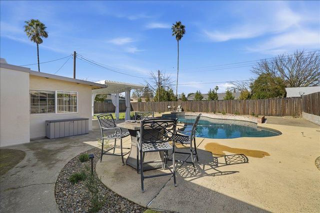 7228 Escalante Way, Citrus Heights, CA 95610