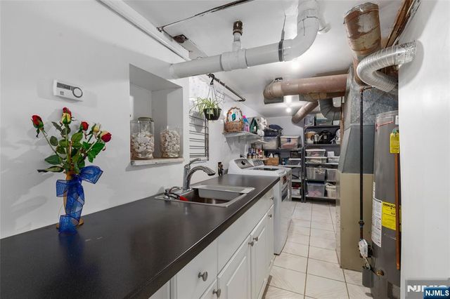 61 Highland Avenue, Bergenfield, NJ 07621