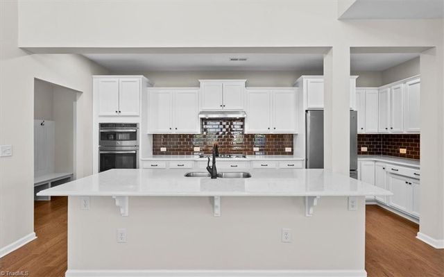 808 Blue Moon Court, Greensboro, NC 27455