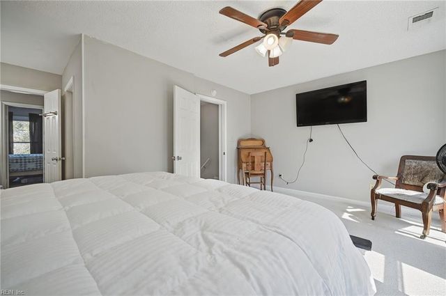 113 River Point LN, Suffolk, VA 23434