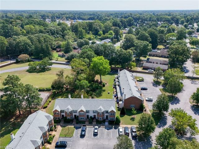 113 River Point LN, Suffolk, VA 23434