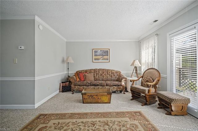 113 River Point LN, Suffolk, VA 23434