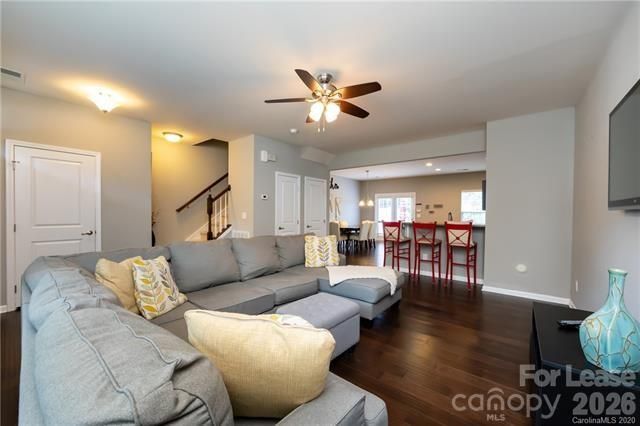 9338 Lenox Pointe Drive, Charlotte, NC 28273