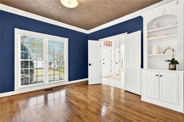 620 Lake Medlock Court, Alpharetta, GA 30022