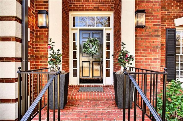 620 Lake Medlock Court, Alpharetta, GA 30022