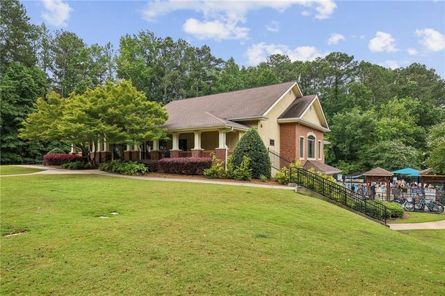 620 Lake Medlock Court, Alpharetta, GA 30022