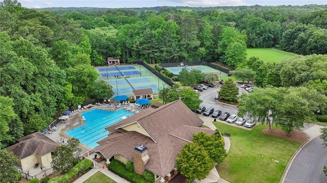 620 Lake Medlock Court, Alpharetta, GA 30022