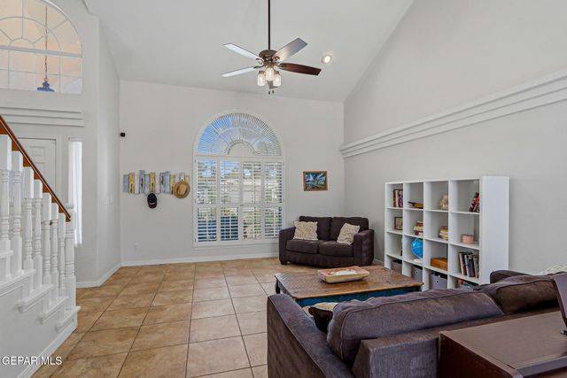 6401 BRISA DEL MAR Drive, El Paso, TX 79912