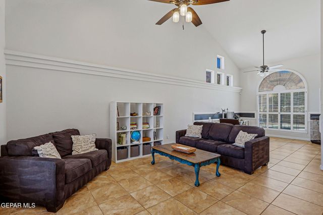 6401 BRISA DEL MAR Drive, El Paso, TX 79912