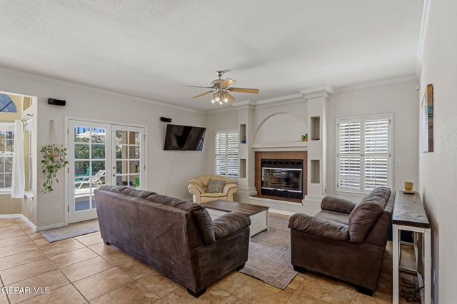 6401 BRISA DEL MAR Drive, El Paso, TX 79912