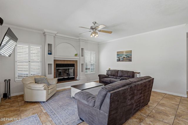 6401 BRISA DEL MAR Drive, El Paso, TX 79912