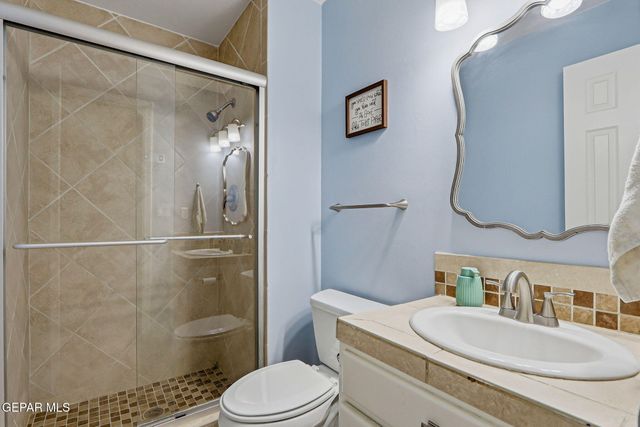 6401 BRISA DEL MAR Drive, El Paso, TX 79912