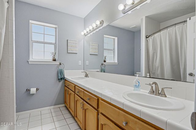 6401 BRISA DEL MAR Drive, El Paso, TX 79912
