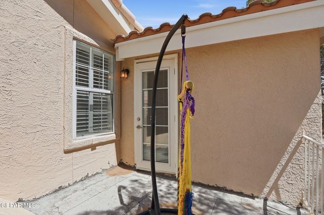 6401 BRISA DEL MAR Drive, El Paso, TX 79912