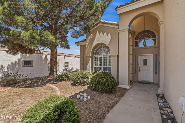 6401 BRISA DEL MAR Drive, El Paso, TX 79912